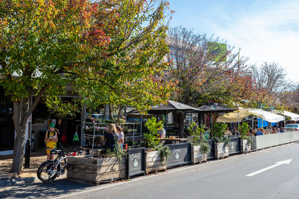 Mount Eliza Small Town Beachside Living In The Burbs