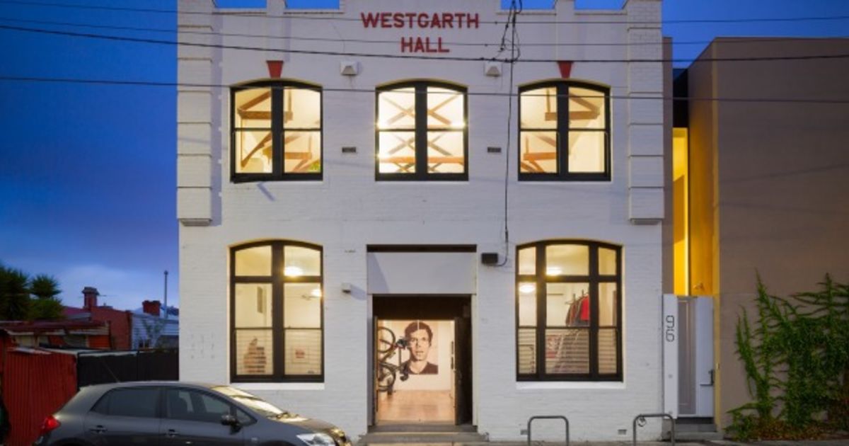 Melbourne fashion designers and Alex Cleary to sell cool