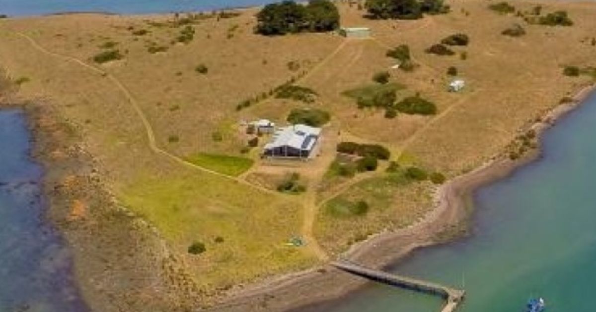 Two Western Port Bay islands for sale