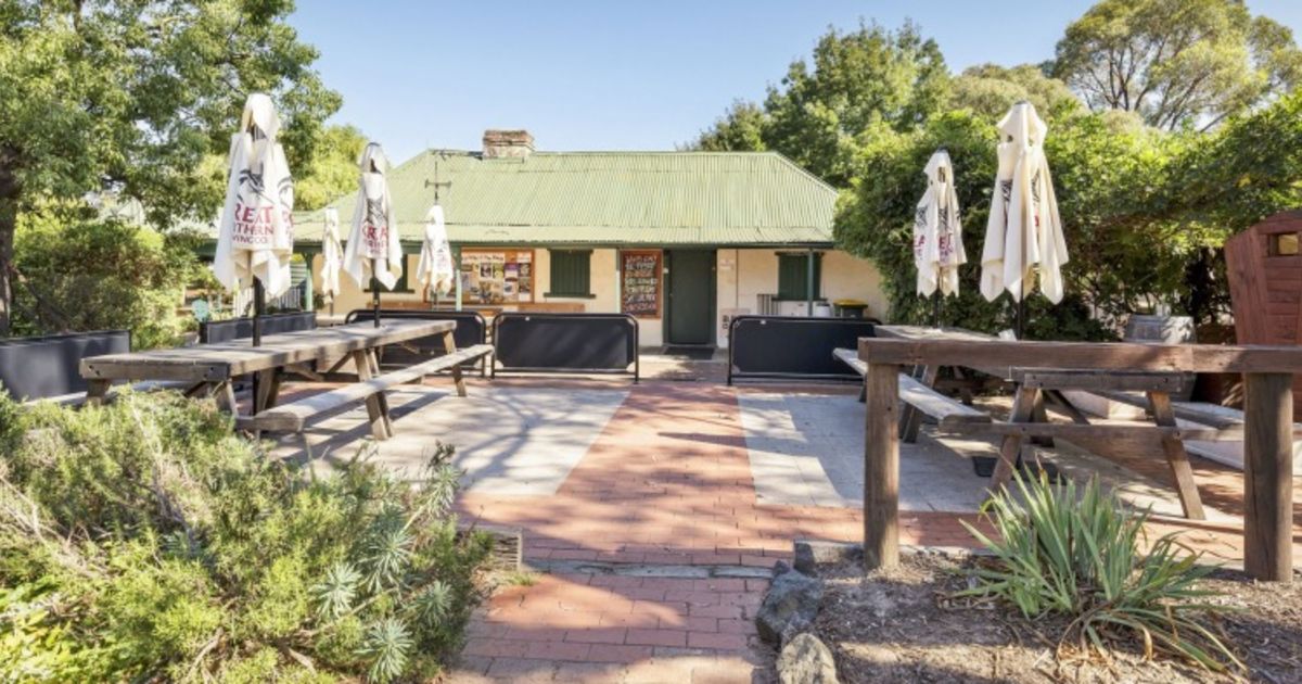 Sale And Subdivision For Tuggeranong S Historic Rose Cottage