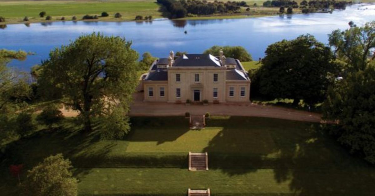 Tasmanian luxury home Lake House built by convicts and restored for
