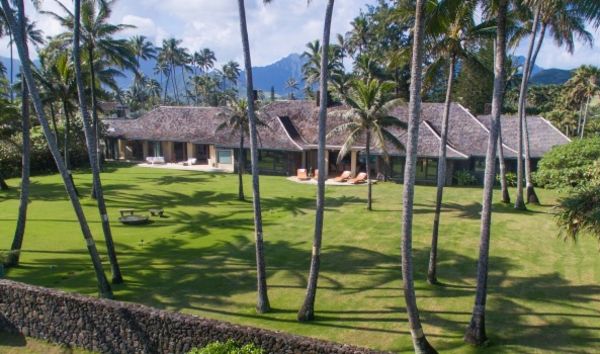How to spend Christmas 2016 next door to the Obamas