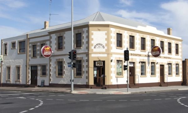 Seven pubs for sale that are steeped in Aussie spirit