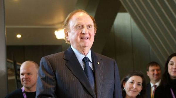 Billionaire John Gandel sells $500m stake in Charter Hall Group and retail trust