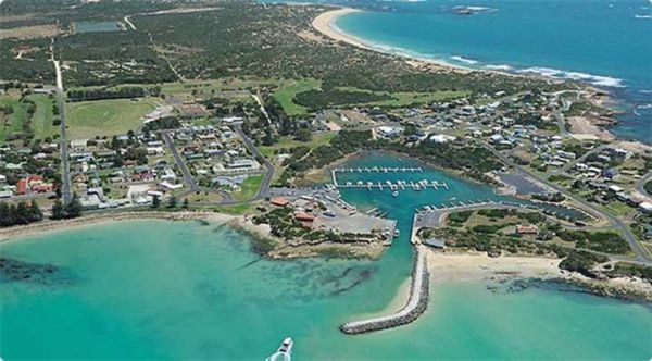 Seaside motel for sale in historic SA fishing village