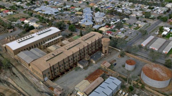 Meet the Broken Hill couple who collect old power stations