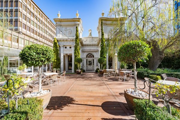 St Kilda Road Mansion Tipped To Fetch 9 5m After Collapse Of