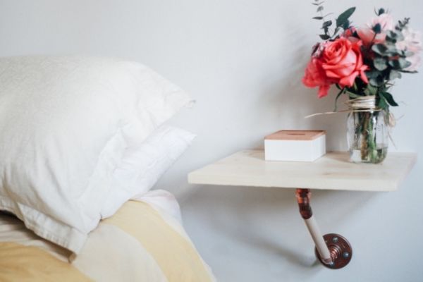 What s the difference between an interior  designer and 