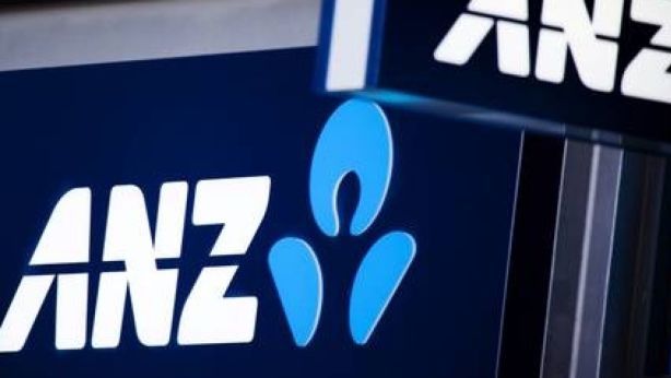 Analysts had predicted the big four banks would hike rates, but ANZ has gone the other way. Photo: Jessica Shapiro