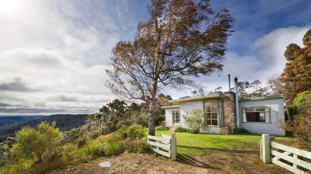 Seven Sisters, a 1950s restored cottage in Medlow Bath, came second in the Nature category. Photo: Homeaway.com.au