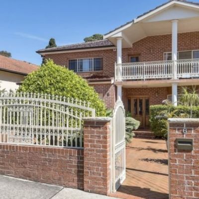 Brown brick Chatswood home sells for $6 million