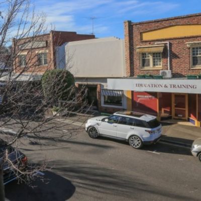 Is this Melbourne''s most haunted suburb?