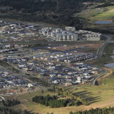 Wright and Crace win rent race in Canberra