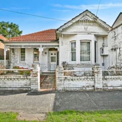 Local couple beat eager developers to secure dilapidated Camperdown cottage for $2.1 million