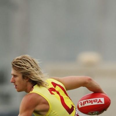 Essendon player Dyson Heppell lists Moonee Ponds home