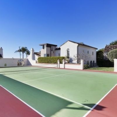 Tennis court and pool sell for $5.3 million in Manly, house not included
