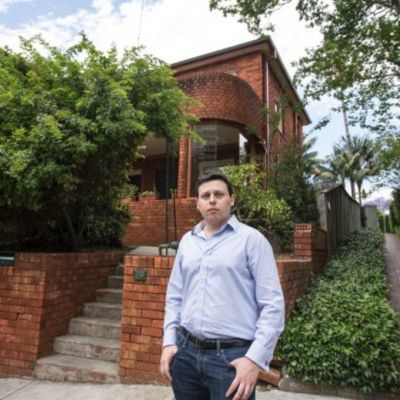 Housing at 'crisis point': tenants discover former Kirribilli rental unit on Airbnb