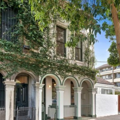 Investor spends $1.7 million on South Melbourne house they only just saw