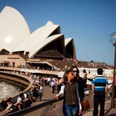 Australia plummets in expat survey