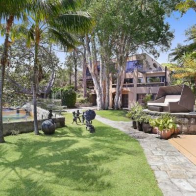 Hotel boss' $30m Vaucluse sale