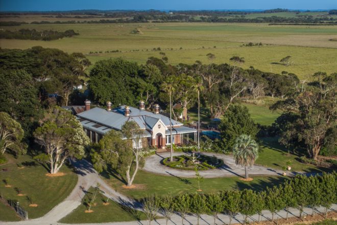 90 McRae Road, Buffalo VIC 3958