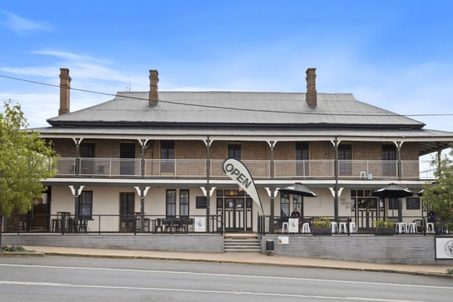341 Albury Street, Harden NSW 2587