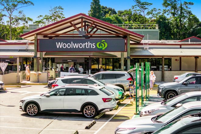 Woolworths Maleny (Sunshine Coast), 2 Bunya St, Maleny QLD 4552