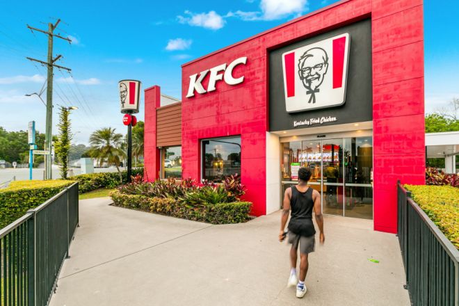 KFC, 2 Lamington Tce, Nambour QLD 4560