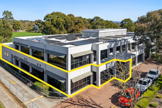 12/12 Napier Close, Deakin ACT 2600