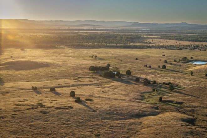 Christmas Creek and Fairhaven 13238 Carnarvon Highway, Rolleston QLD 4702