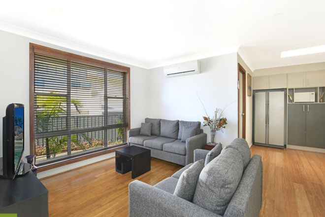 2/14 Strathearn Avenue, Wollongong NSW 2500