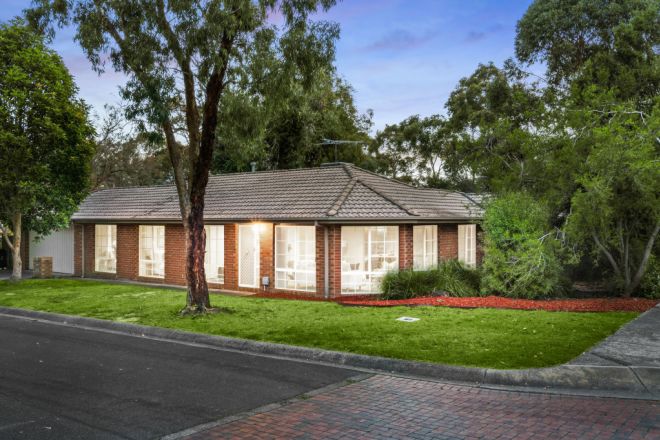 2 Gregory Mews, Forest Hill VIC 3131