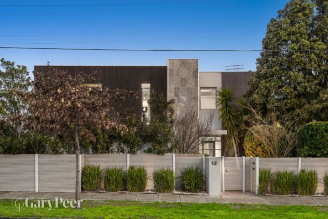 2/12 St Aubins Avenue, Caulfield North VIC 3161