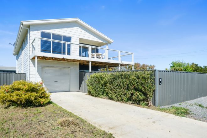 6 Harvey Crescent, Aldinga Beach SA 5173