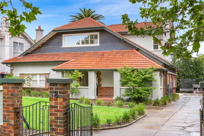 8 Normandy Road, Elwood VIC 3184