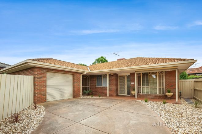 2/82 Cooper Street, Essendon VIC 3040