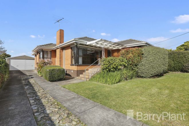 5 Olwen Avenue, Belmont VIC 3216