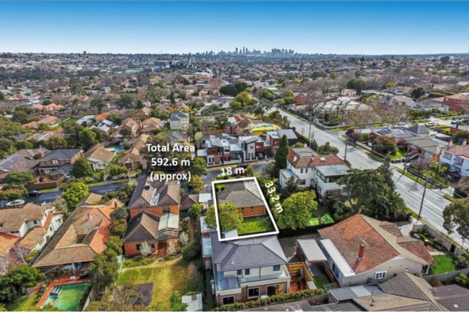 1A Staughton Road, Glen Iris VIC 3146