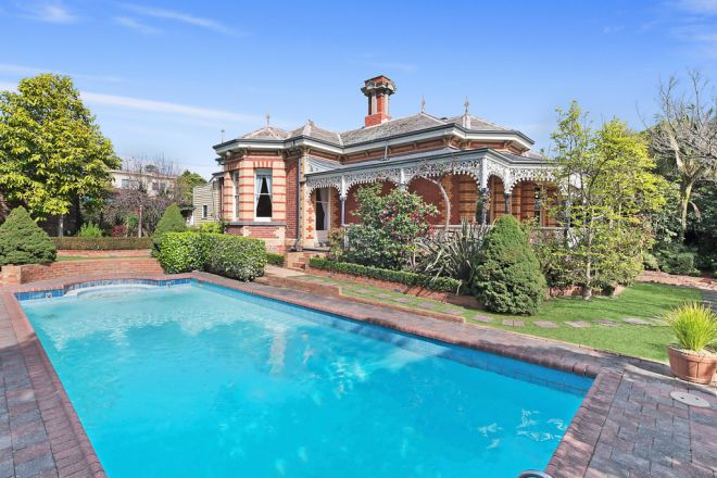 35 Villamanta Street, Geelong West VIC 3218