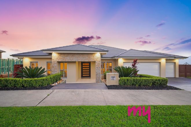 4 Buckingham Loop, Oran Park NSW 2570