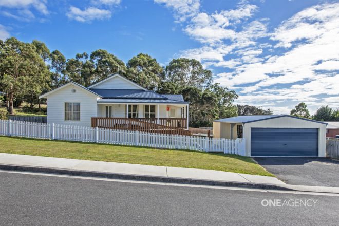 14 John Street, Smithton TAS 7330