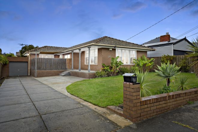 16 Rowena Road, Malvern East VIC 3145