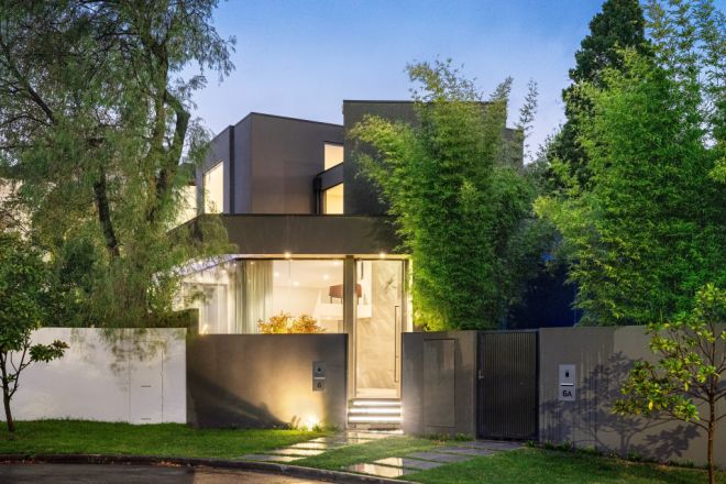 6 Maxwell Court, Toorak VIC 3142