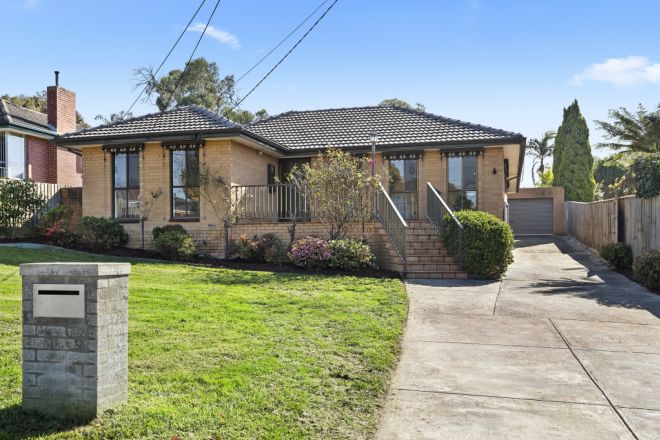 12 Silverton Drive, Ferntree Gully VIC 3156