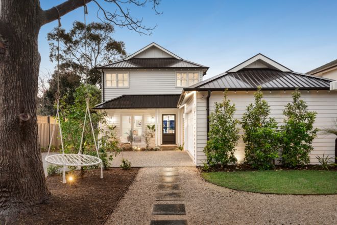 1 Bronte Court, Hampton VIC 3188