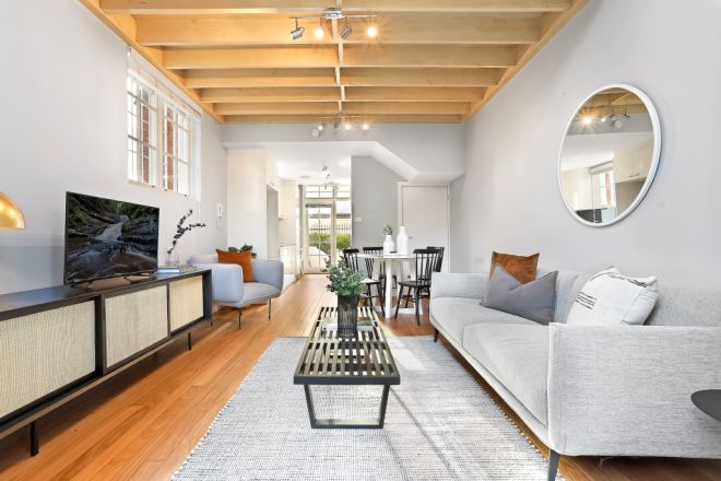 Loft 1/6 Thames Street, Balmain NSW 2041