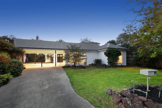 9 Parklands Crescent, Brighton East VIC 3187