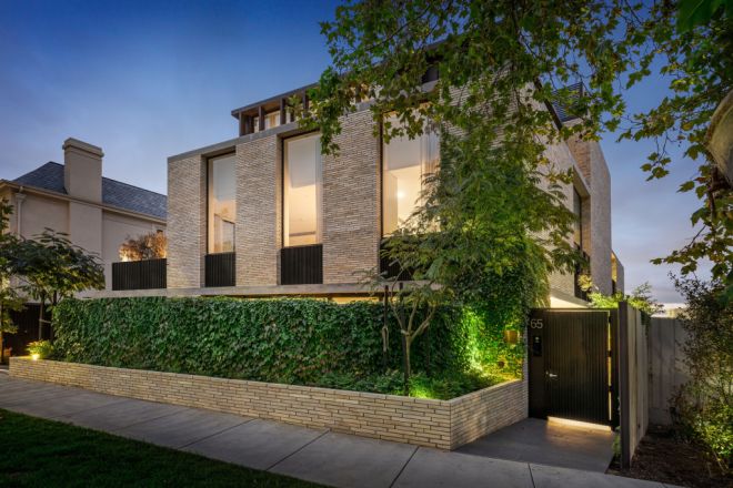 2/65 Lansell Road, Toorak VIC 3142