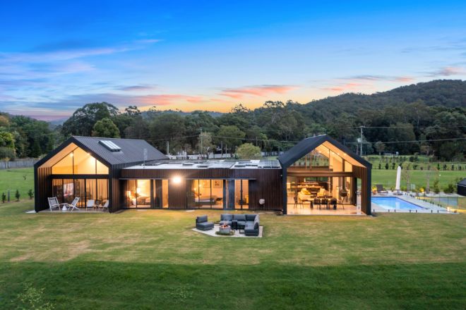 427 Tallebudgera Creek Road, Tallebudgera Valley QLD 4228