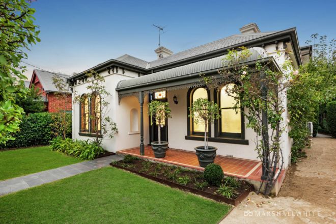 36 Highbury Grove, Prahran VIC 3181